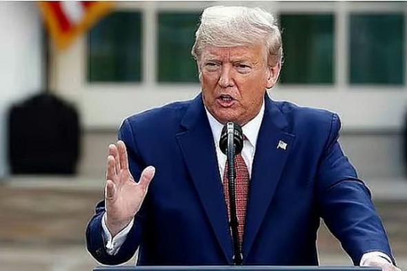 ترامب:
    ضربنا
    فنزويلا
    واعتقلنا
    مادورو
    مع
    زوجته