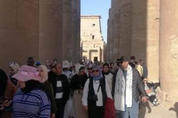 ثقافة
الأقصر
ينظم
جولات
لـ110
فتاة
من
المحافظات
الحدودية
بمعبد
الأقصر..
صور