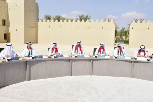 الجلسات الاستثنائية لمجلس الوزراء.. نموذج محمد بن راشد في قيادة الحكومة من الميدان