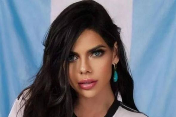 بأمر
      من
      زوجة
      ميسي..عارضة
      برازيلية
      منعت
      من
      حضور
      تتويج
      بطل
      أمريكا