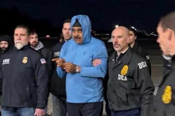 الصين
      تطالب
      الولايات
      المتحدة
      بالإفراج
      فورًا
      عن
      مادورو