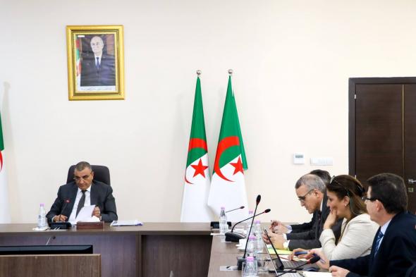 جلاوي
يترأس
جلسة
عمل
لتقييم
حصيلة
2025
وتحديد
أولويات
مشاريع
2026