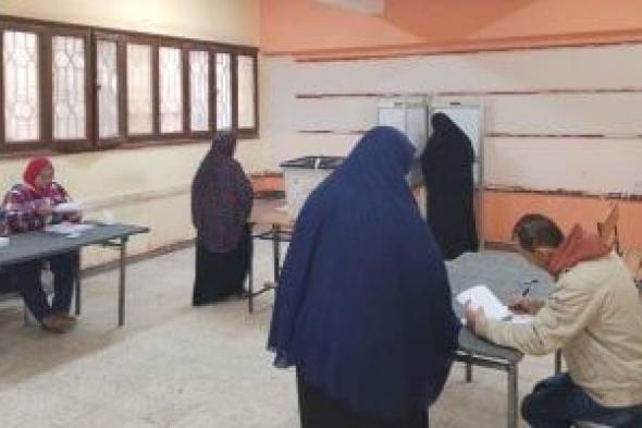 تزايد
الإقبال
على
صناديق
الاقتراع
بالوراق
وطناش
في
آخر
أيام
الانتخابات..
صور