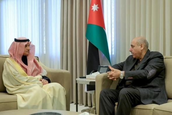 سفير
    خادم
    الحرمين
    الشريفين
    لدى
    الأردن
    يلتقي
    رئيس
    مجلس
    النواب
    الأردني