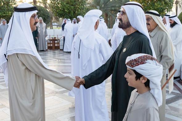 محمد بن راشد يلتقي أعيان البلاد ورجال الأعمال والمستثمرين في قصر زعبيل