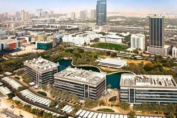 الإمارات
      بيئة
      مثالية
      لاستقطاب
      الشركات
      الدولية