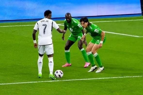 كيفية
      مشاهدة
      مباراة
      ريال
      مدريد
      وريال
      بيتيس
      في
      الدوري
      الإسباني