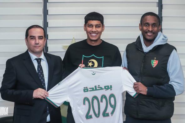 بالصور..
مولودية
الجزائر
تقدّم
الوافد
الجديد
شهر
الدين
بوخلدة
لوسائل
الإعلام