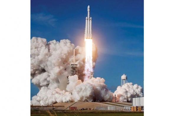 «سبيس إكس» تطلق قمراً اصطناعياً إيطالياً لرصد الأرض