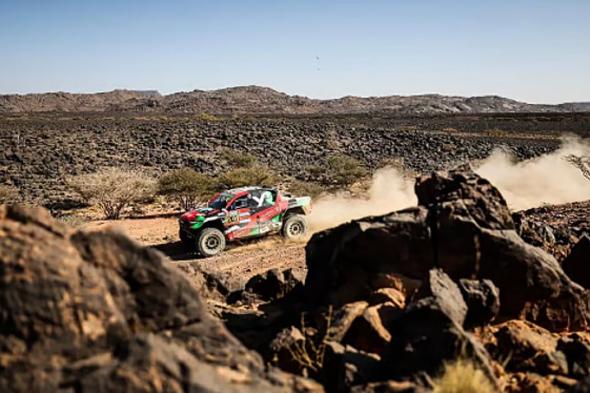 ينبع
    تشهد
    انطلاق
    أولى
    مراحل
    رالي
    داكار
    السعودية
    2026