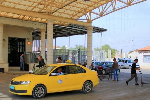 إسرائيل
ترفع
ضريبة
المغادرة
على
معبر
الكرامة