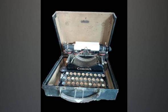 25
      قطعة
      أثرية
      في
      متحف
      مصر
      الشهري