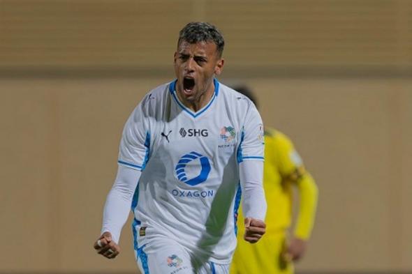 نيوم
    يتغلّب
    على
    الحزم
    بهدفين
    في
    الجولة
    الـ
    13
    من
    دوري
    روشن