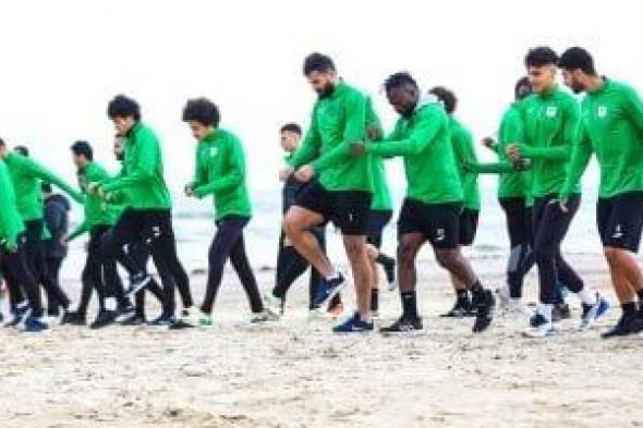 المصري
يتقدم
على
سموحة
بهدف
القرموطي
فى
الشوط
الأول
بكأس
عاصمة
مصر