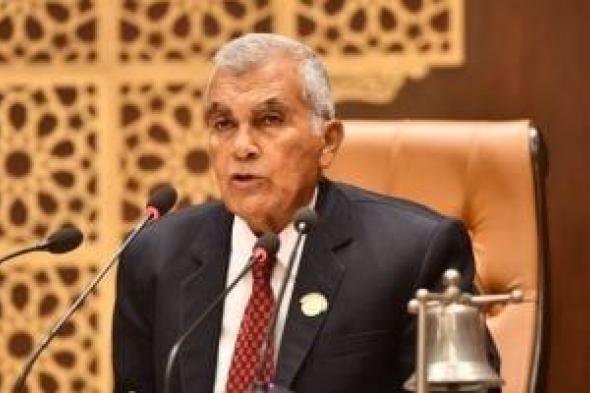 مجلس
الشيوخ
يؤجل
حسم
تعديلات
قانون
الضريبة
العقارية
ويرفع
الجلسة
لـ18
يناير