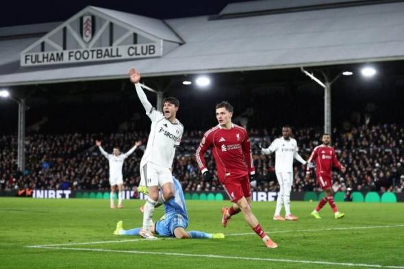 «5
      سنتمترات»
      تنقذ
      ليفربول
      من
      إلغاء
      هدف
      فيرتز