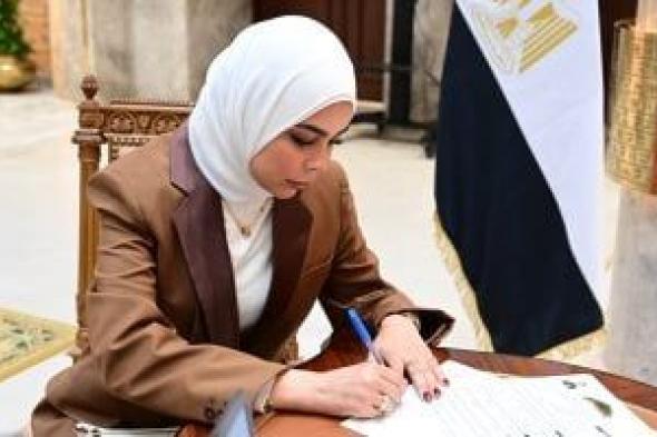 النائبة
سجى
هندى:
قضايا
الشباب
والمرأة
والصحة
والتعليم
على
رأس
أولوياتى