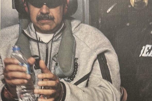 من بدلة مادورو إلى قفازات ساندرز.. إطلالات أيقونية صنعت "التريند"