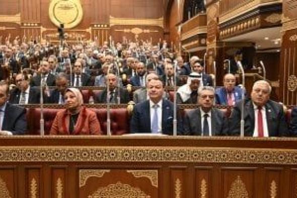 جدل
حول
فرض
عقوبة
على
إدارات
القرى
السياحية
بسبب
بيانات
الملاك..
والشيوخ
يرفض