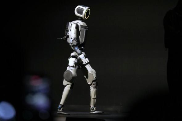 هيونداي
      موتور
      تستعين
      بروبوتات
      شبيهة
      بالبشر
      في
      مصنعها
      الأمريكية