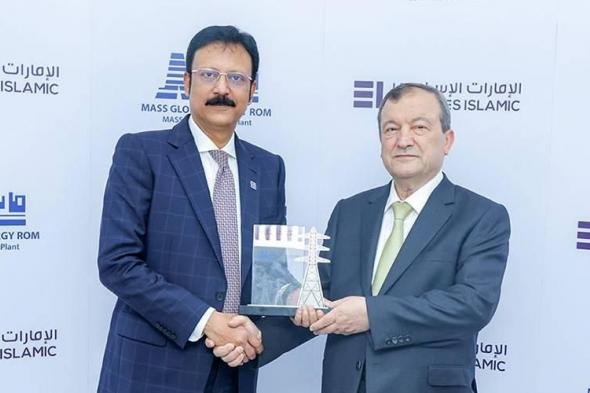 «الإمارات
      الإسلامي»
      ينجز
      صفقة
      تمويل
      بـ500
      مليون
      دولار
      لـ«ماس
      القابضة»