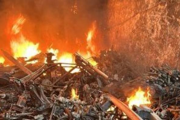 المباحث
تستمع
لأقوال
شهود
العيان
لكشف
ملابسات
حريق
مخزنى
بولاق
أبو
العلا