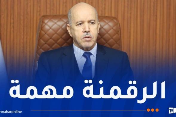 وزير
العمل
يشدد
على
ضرورة
المحافظة
على
سلامة
العامل