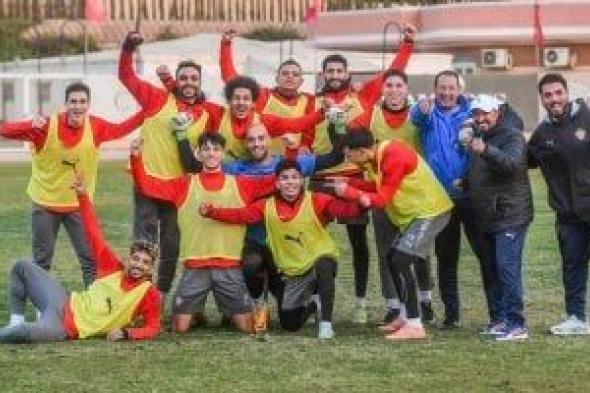 رايو
فاليكانو
يطلب
مهاجم
سيراميكا
2008
لفترة
معايشة
في
إسبانيا