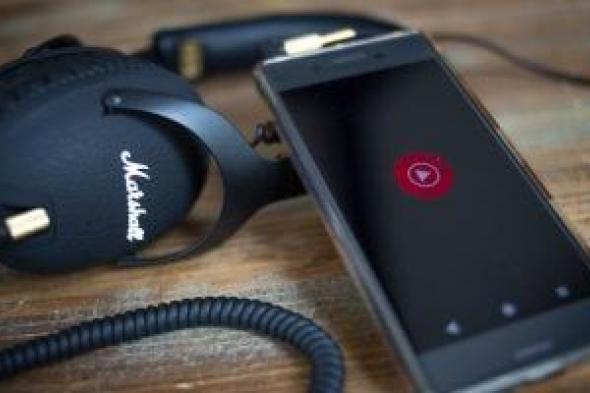 موسيقى
بلا
روح؟
الذكاء
الاصطناعى
يهدد
شعبية
YouTube
Music