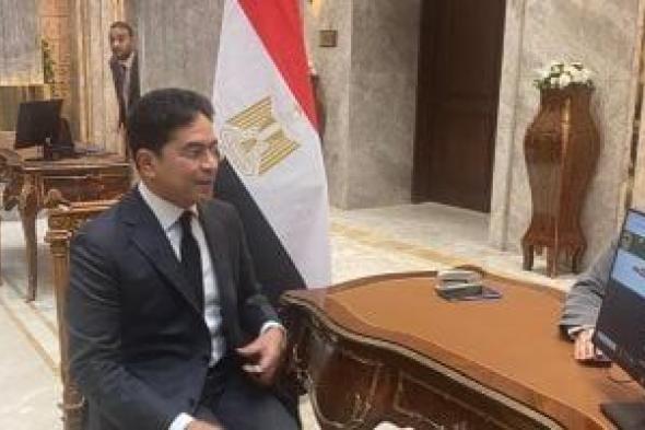 نواب
المعارضة
ضياء
الدين
داوود
وأحمد
فرغلى
يتسلمون
كارنيهات
البرلمان..
صور