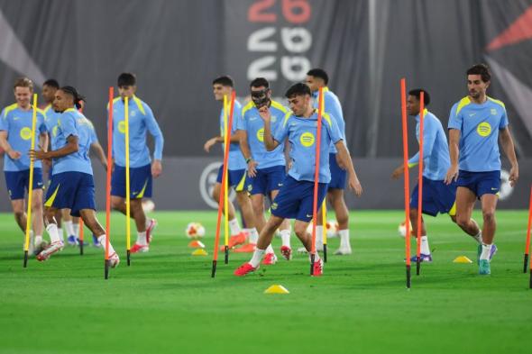 برشلونة
      يقترب
      من
      ضم
      كونسيلو
      الهلال