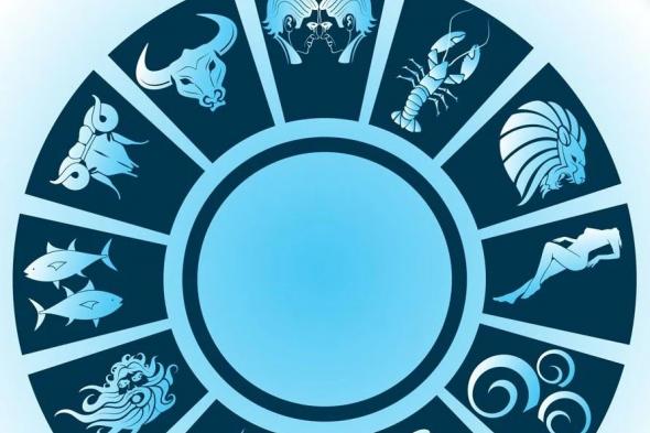 أبراج
اليوم
الأربعاء
7
يناير
2026
العامة
في
الحب
والعمل
والصحة