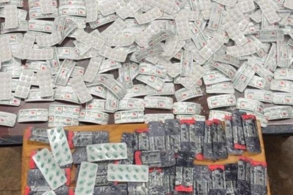 ضبط
      3458
      حبة
      مخدرة
      بحوزة
      مسافرة
      قادمة
      إلى
      الكويت
      من
      «أديس
      أبابا»