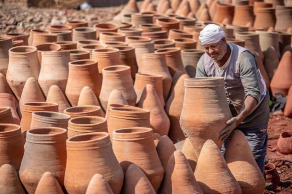 مصر
      تطلق
      أول
      أطلس
      مصري
      لصناعة
      الفخار