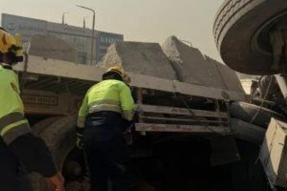 ننشر
شهادة
ناجي
من
حادث
شق
التعبان:
السائق
والتباع
قفزا
من
السيارة
بعد
تعطل
الفرامل