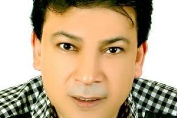 تشييع
جنازة
المطرب
ناصر
صقر
من
مسجد
السيدة
نفيسة
ظهر
اليوم