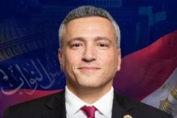 النائب
يوسف
رشدان
يشيد
بكلمة
الرئيس
السيسي
في
الكاتدرائية