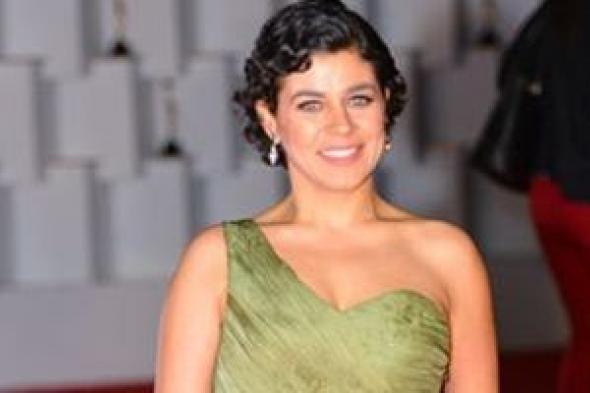 التحقيق
فى
اتهام
قائد
سيارة
بالاعتداء
على
الفنانة
منى
هلا
بحدائق
أكتوبر