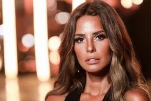 إيمان
العاصى
لـ
اليوم
السابع:
شقيقى
بخير
بعد
الحادث
ولازم
حل
لسيارات
النقل