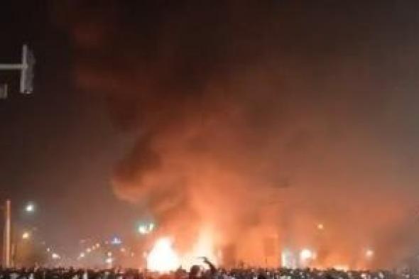 مظاهرات
إيران..
تداول
فيديوهات
لإضرام
النيران
بمبنى
الإذاعة
والتلفزيون
بأصفهان