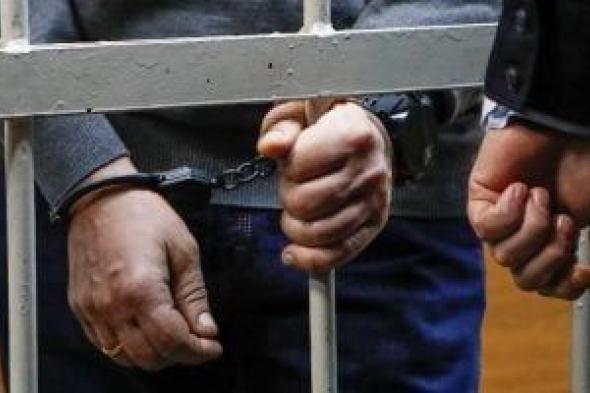 سقوط
يوسف
الشهير
بـ"بن
لادن"
فى
قبضة
مباحث
بلبيس
بحوزته
هيروين
وهيدرو