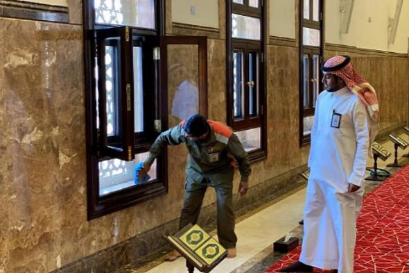 خلال
    2025..
    «الشؤون
    الإسلامية»
    بالمدينة
    المنورة
    تنفّذ
    أكثر
    من
    286
    ألف
    جولة
    رقابية
    على
    المساجد