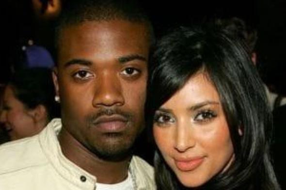 راي
جيه
يدخل
المستشفى
وسط
أزمته
القانونية
مع
كيم
كارداشيان