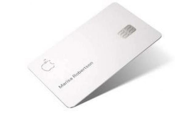 آبل
تُجرى
تغييرًا
كبيرًا
على
بطاقة
Apple
Car..
اعرف
التفاصيل