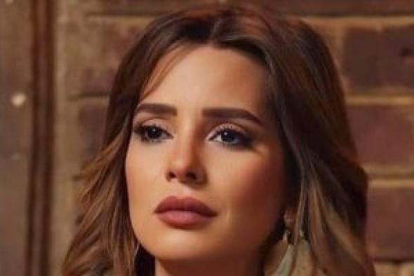 ضبط
سائق
النقل
المتهم
بالاصطدام
بسيارة
شقيق
إيمان
العاصي
في
الشيخ
زايد