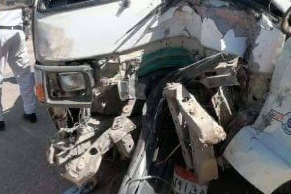 مصرع
11
شخصا
وإصابة
10
آخرين
فى
حادث
تصادم
بالمنيا