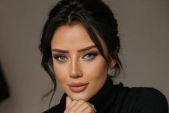 رضوى
الشربيني
لـ
إيمان
الزيدي:
كنا
حابين
نشوفك
بصور
الزفاف
الأول
قبل
الطلاق