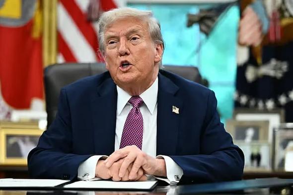 ترامب:
    إلغاء
    هجمات
    أخرى
    كانت
    متوقعة
    على
    فنزويلا
    بعد
    تعاونها