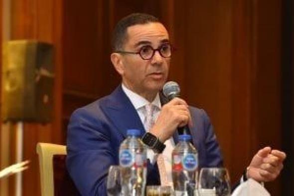 وزير
الاستثمار:
مصر
تسعى
إلى
بناء
بيئة
أعمال
تنافسية
تحفز
القطاع
الخاص