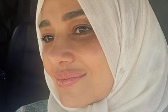 حلا
شيحة
تواصل
رسائلها
الدينية
وتكشف
تفاصيل
رؤيا
عن
يوم
القيامة